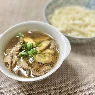 ごぼうと豚肉のつけうどん